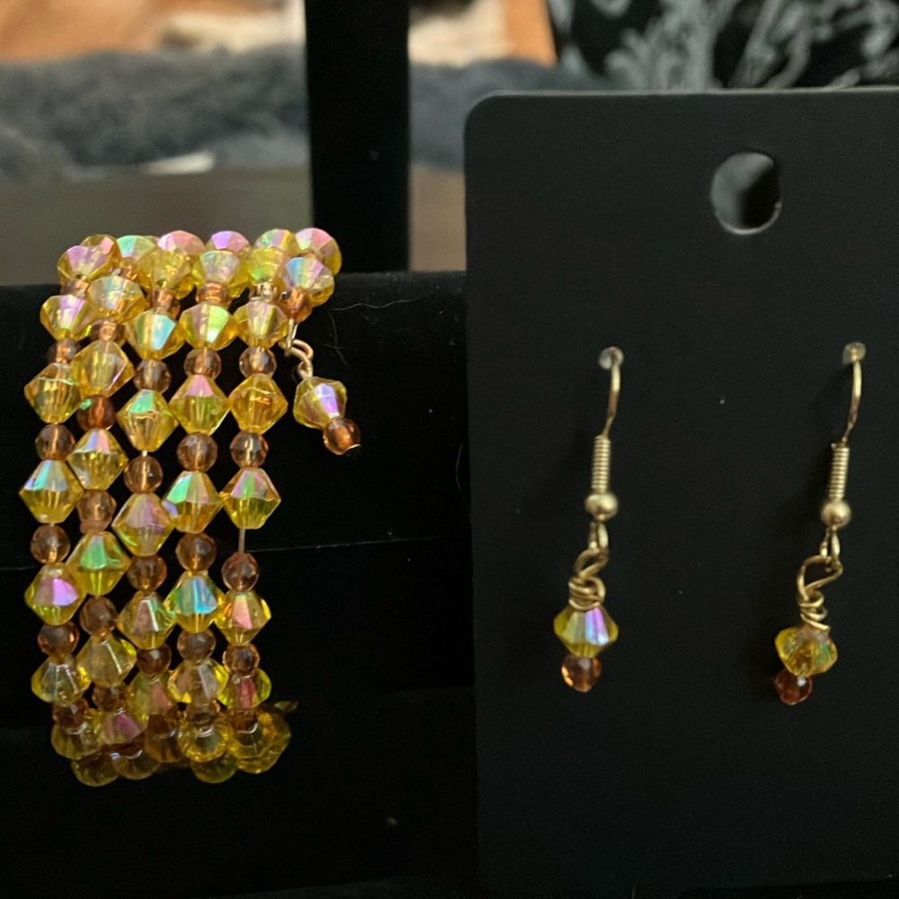 Handmade bracelet and earrings